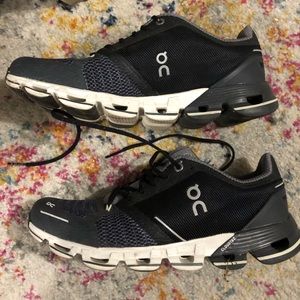 On Running Cloud Flyer LIKE NEW CONDITION